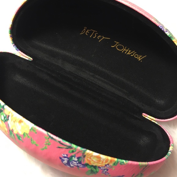 Betsey Johnson Glasses Case w/ Glasses - Picture 6 of 7